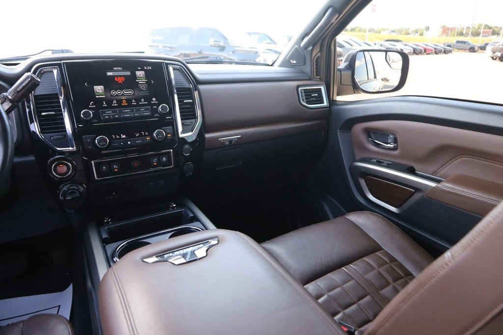 Used 2023 Nissan Titan Platinum Reserve w/ Moonroof Package AWD/4WD image 28