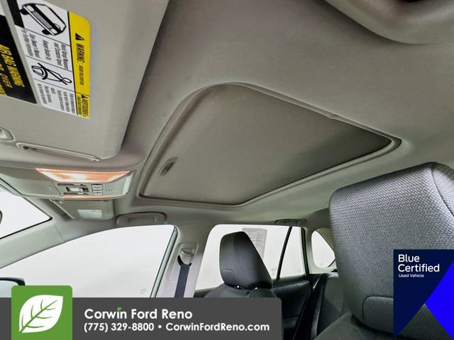 Used 2021 Toyota RAV4 XLE w/ Convenience Package image 25