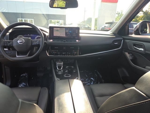 Used 2026 Nissan Rogue SL AWD/4WD image 20
