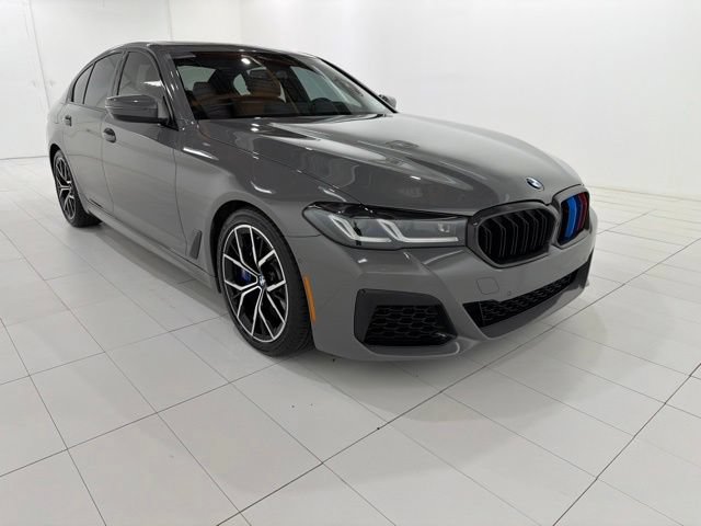 Used 2021 BMW M550i xDrive w/ Executive Package AWD/4WD image 7