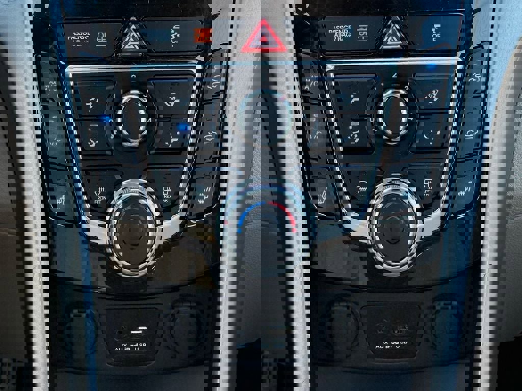 Used 2016 Hyundai Elantra GT image 25