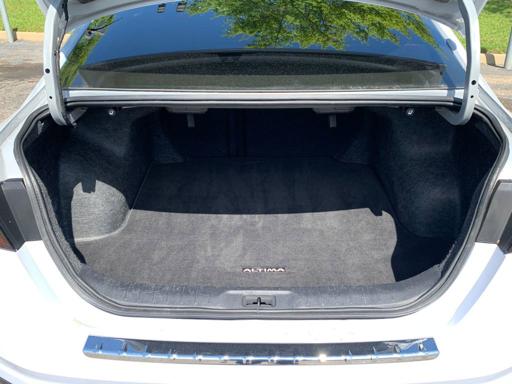 Used 2023 Nissan Altima 2.5 SR image 8