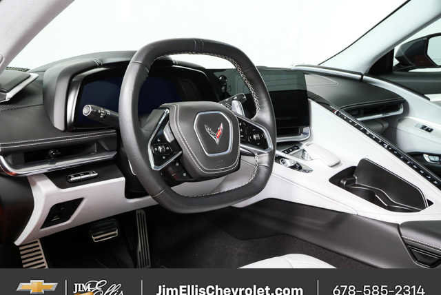 Used 2022 Chevrolet Corvette Stingray Premium Conv w/ Z51 Performance Package RWD image 4