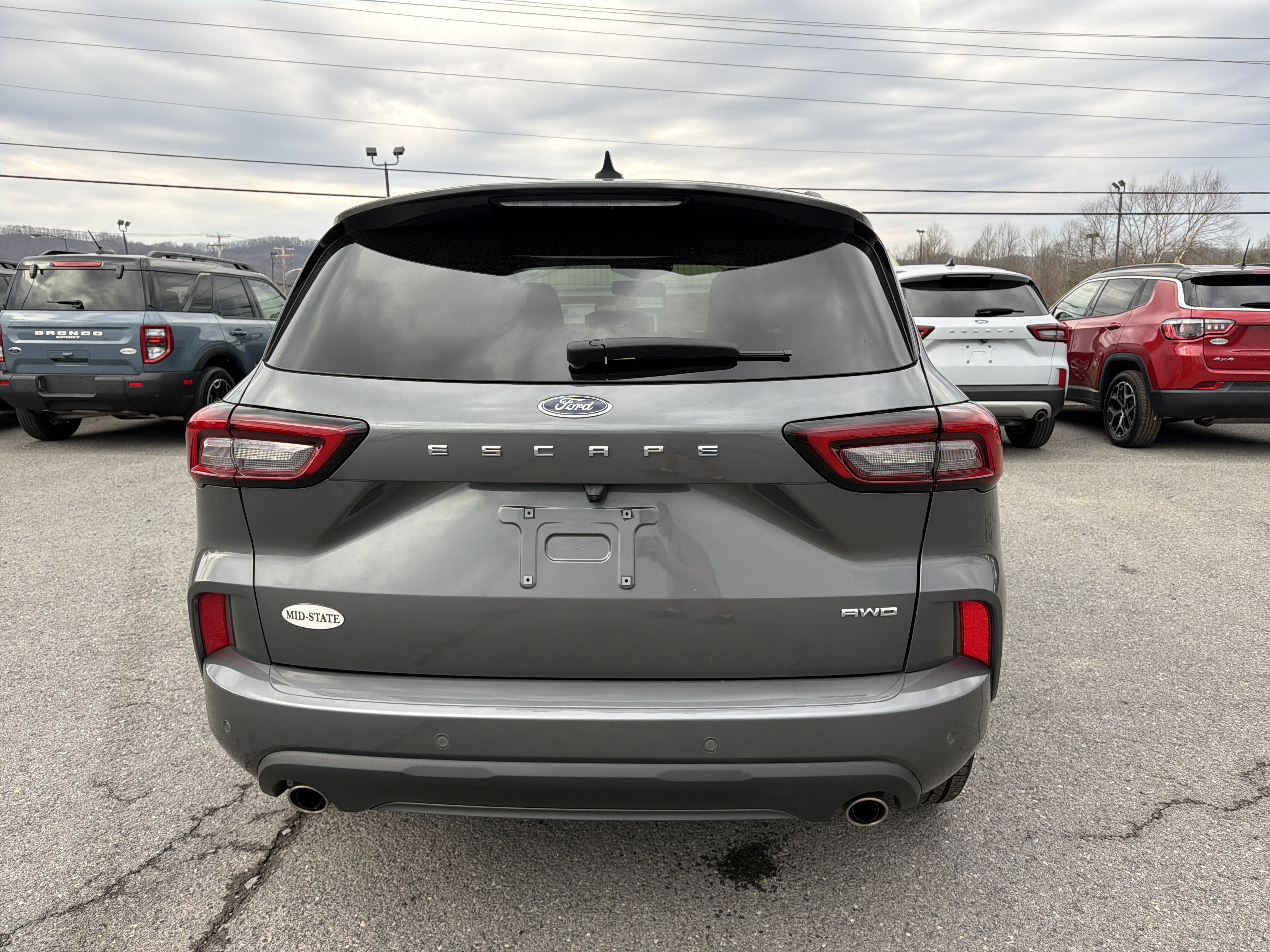 Used 2023 Ford Escape ST-Line Elite AWD/4WD image 7