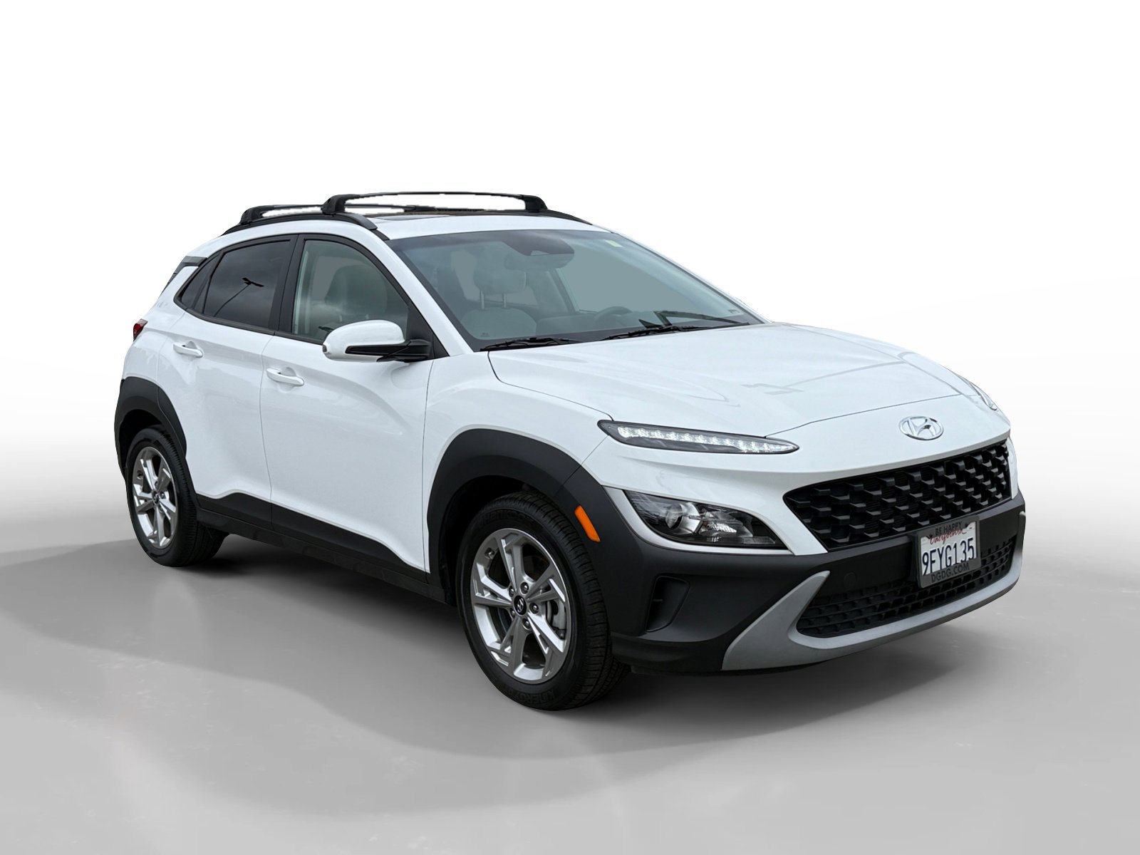Certified 2023 Hyundai Kona SEL w/ Convenience Package image 7
