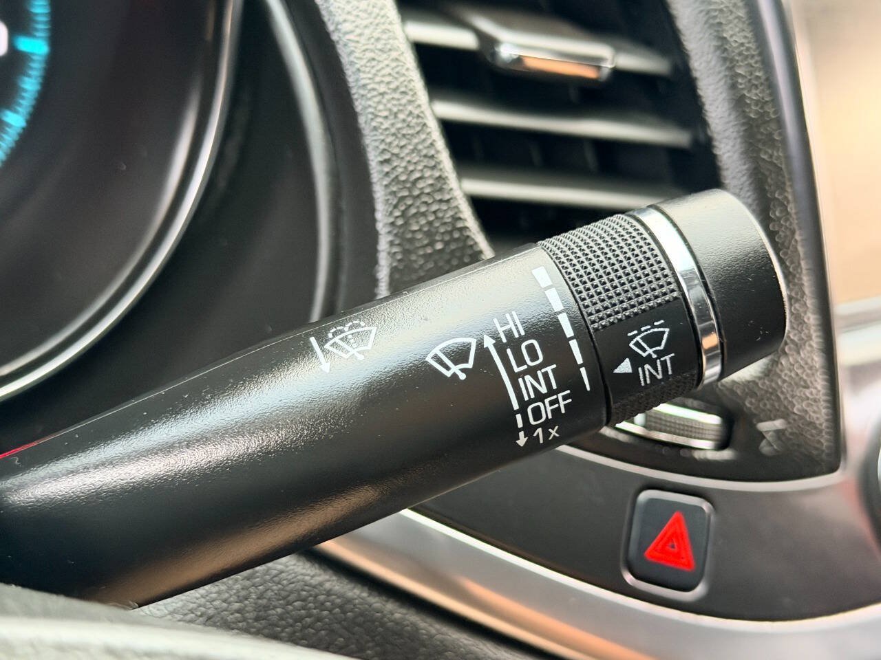 Used 2019 Chevrolet Impala LT FWD image 34