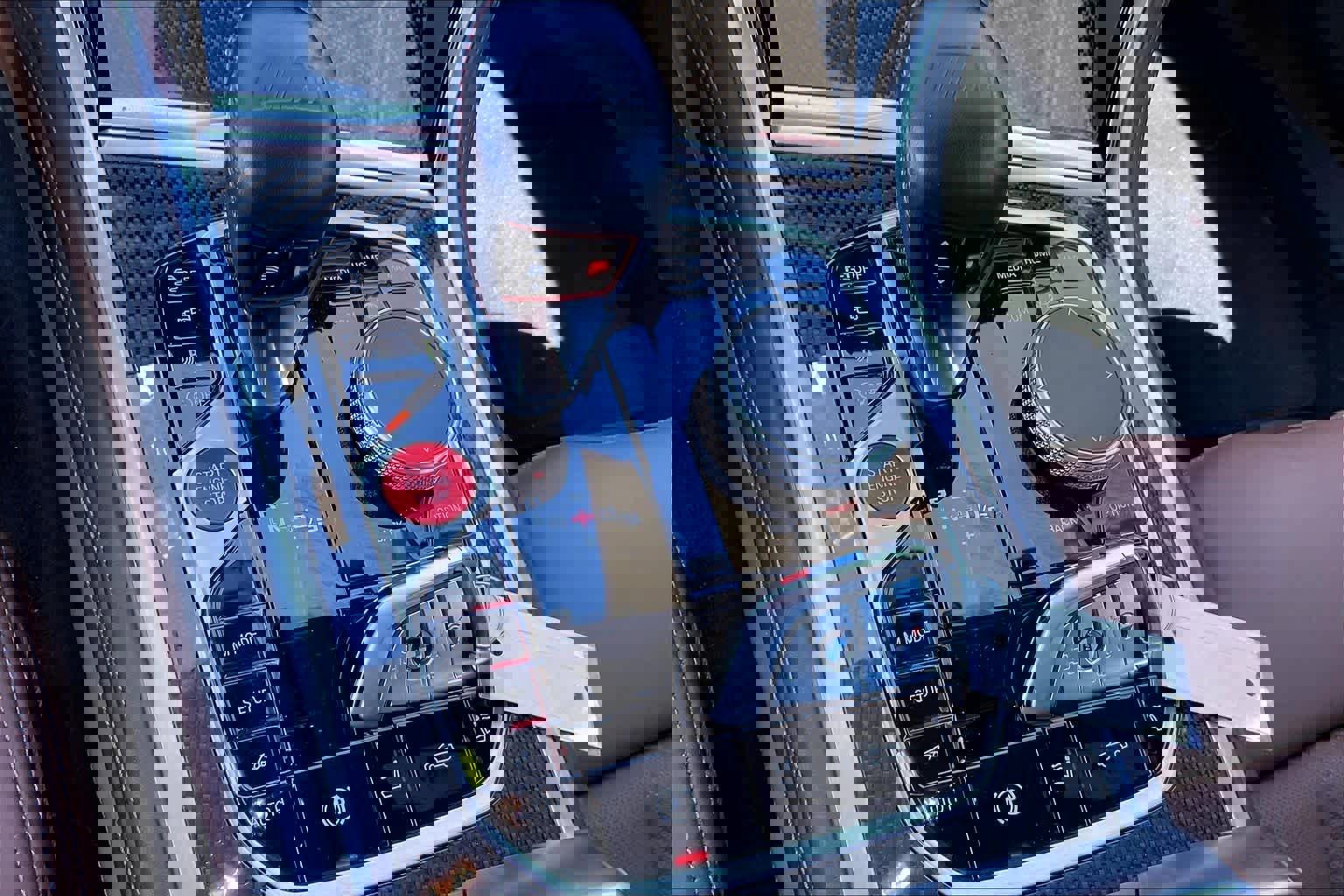 Used 2023 BMW M8 Competition w/ M Carbon Exterior Package image 34