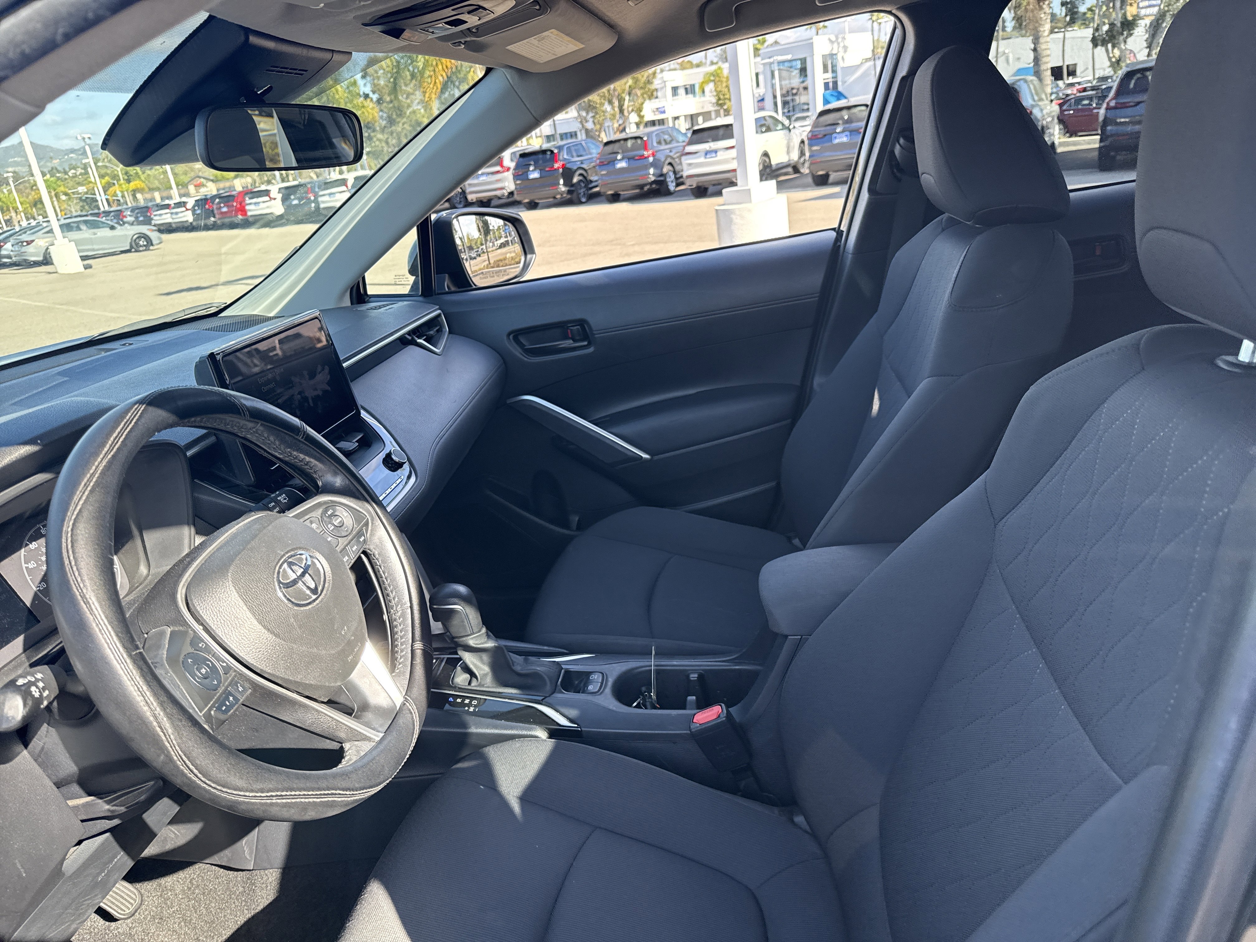 Used 2023 Toyota Corolla Cross LE image 12