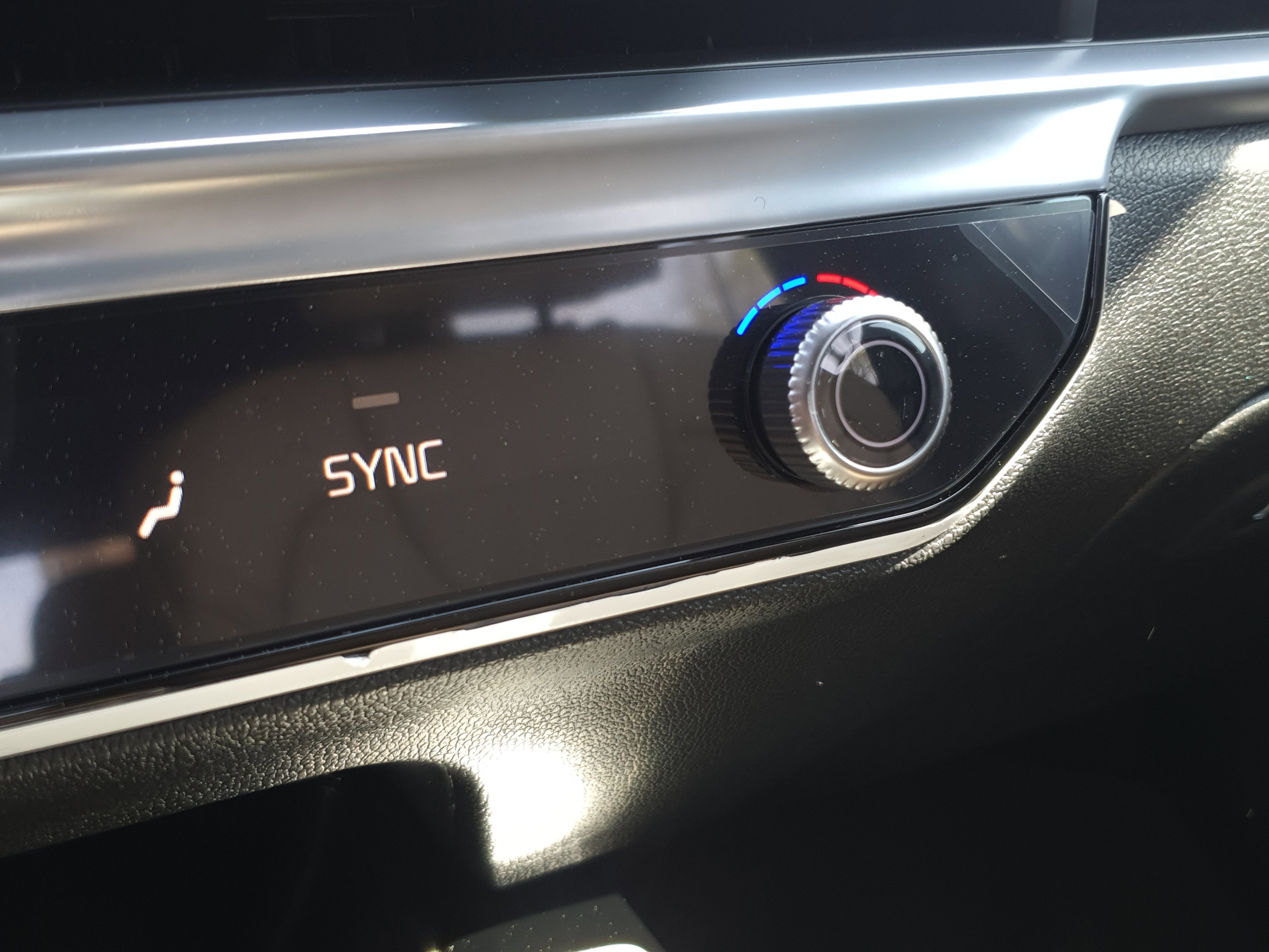 New 2025 Kia Sorento SX Prestige w/ Olive Brown Leather Package image 31