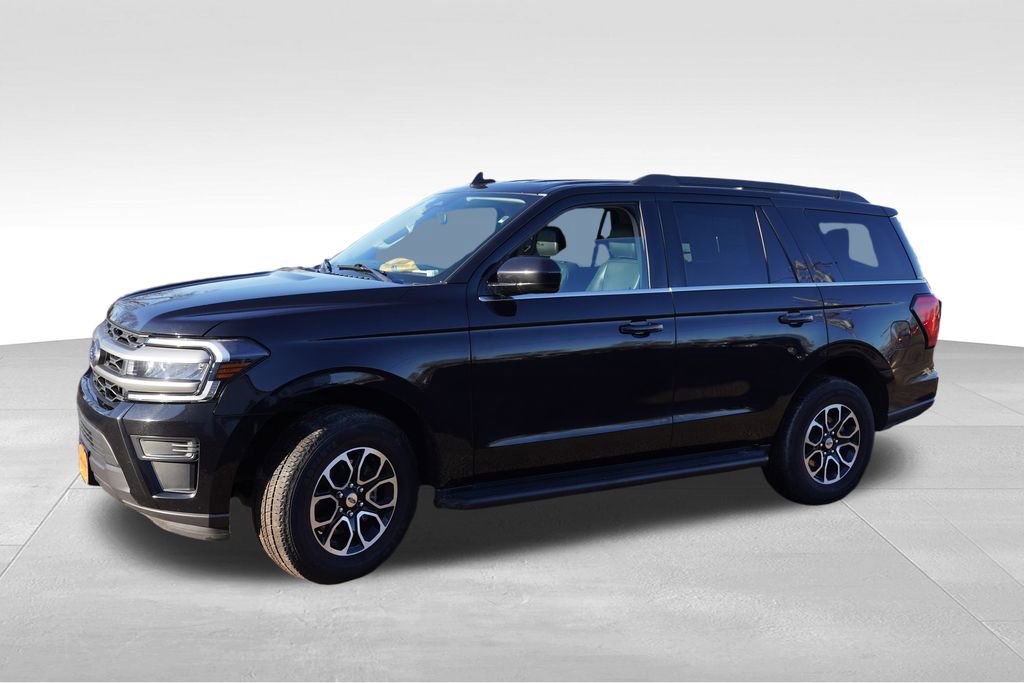 Certified 2024 Ford Expedition XLT image 10