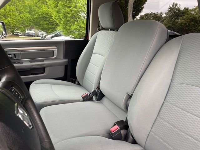 Used 2015 RAM 1500 Express RWD image 20