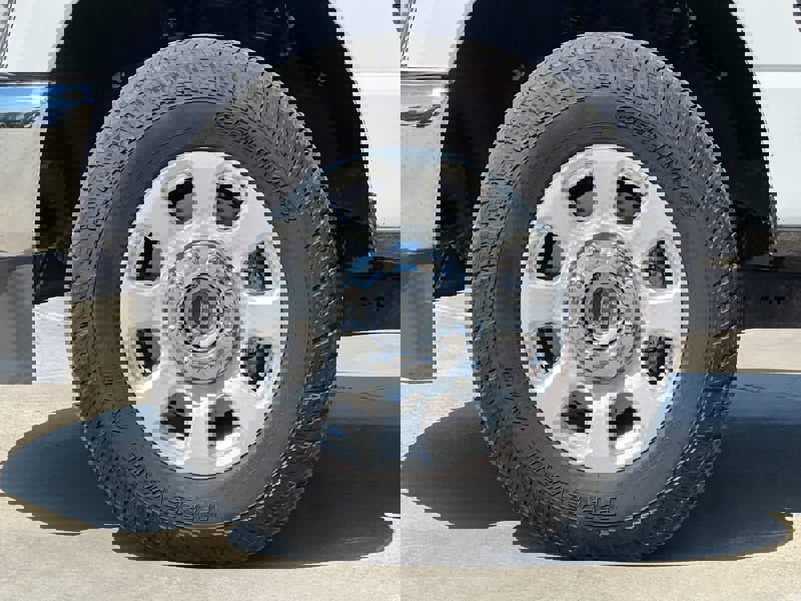 Used 2024 Ford F350 XLT image 25