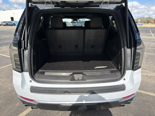 New 2026 Chevrolet Suburban High Country w/ Sun And Tow Package image 36