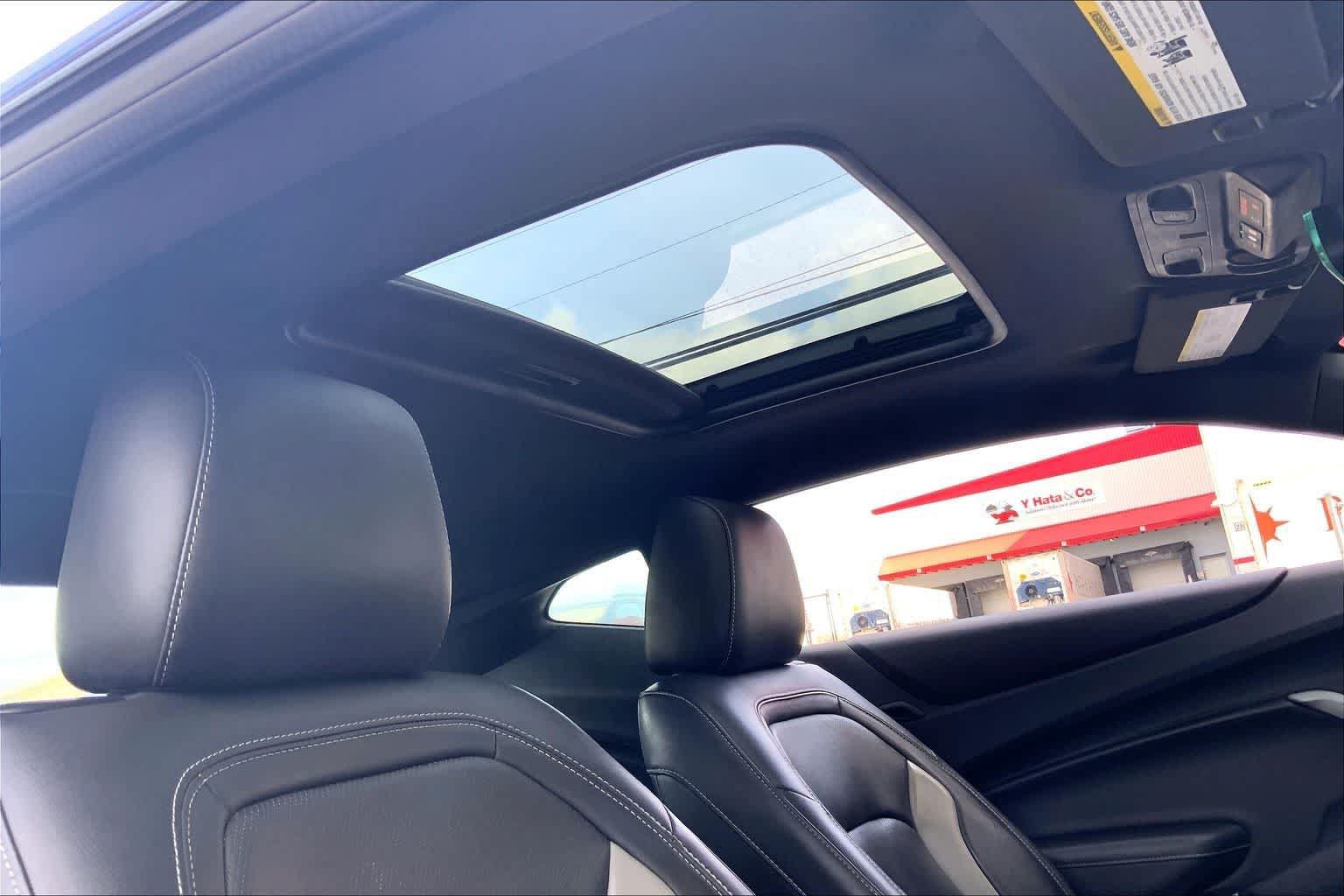 Used 2019 Chevrolet Camaro LT RWD image 29