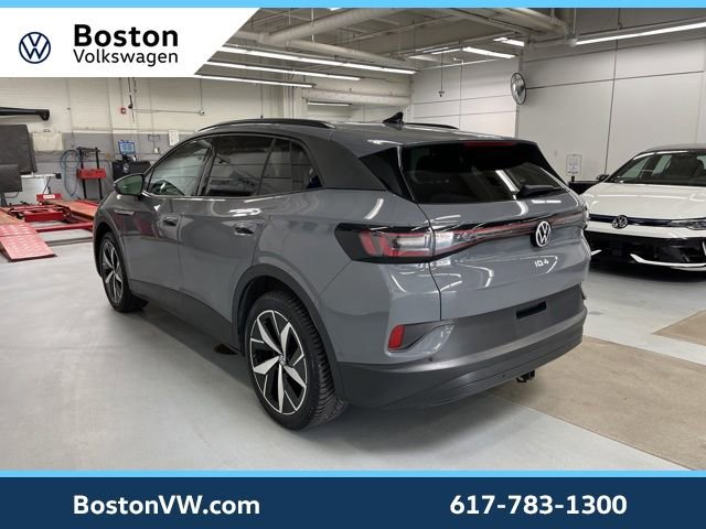 Used 2023 Volkswagen ID.4 Pro S image 2