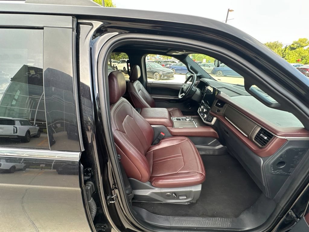 Used 2024 Ford Expedition Max Limited RWD image 38