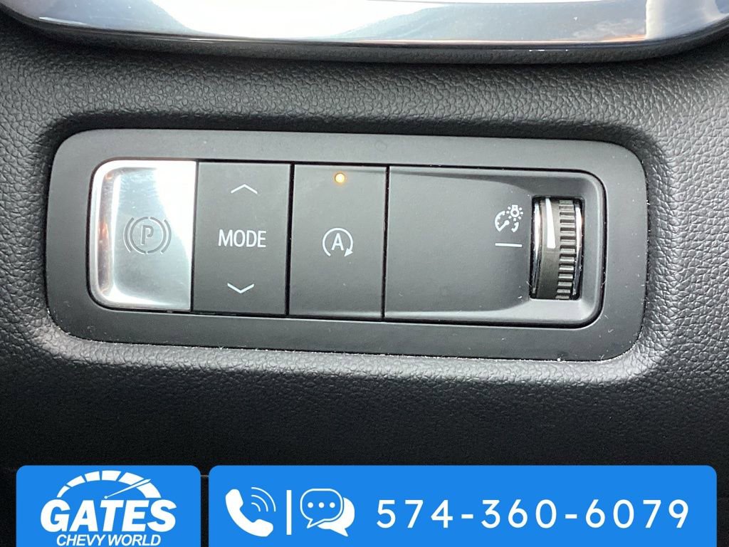 Used 2025 GMC Acadia Elevation image 26