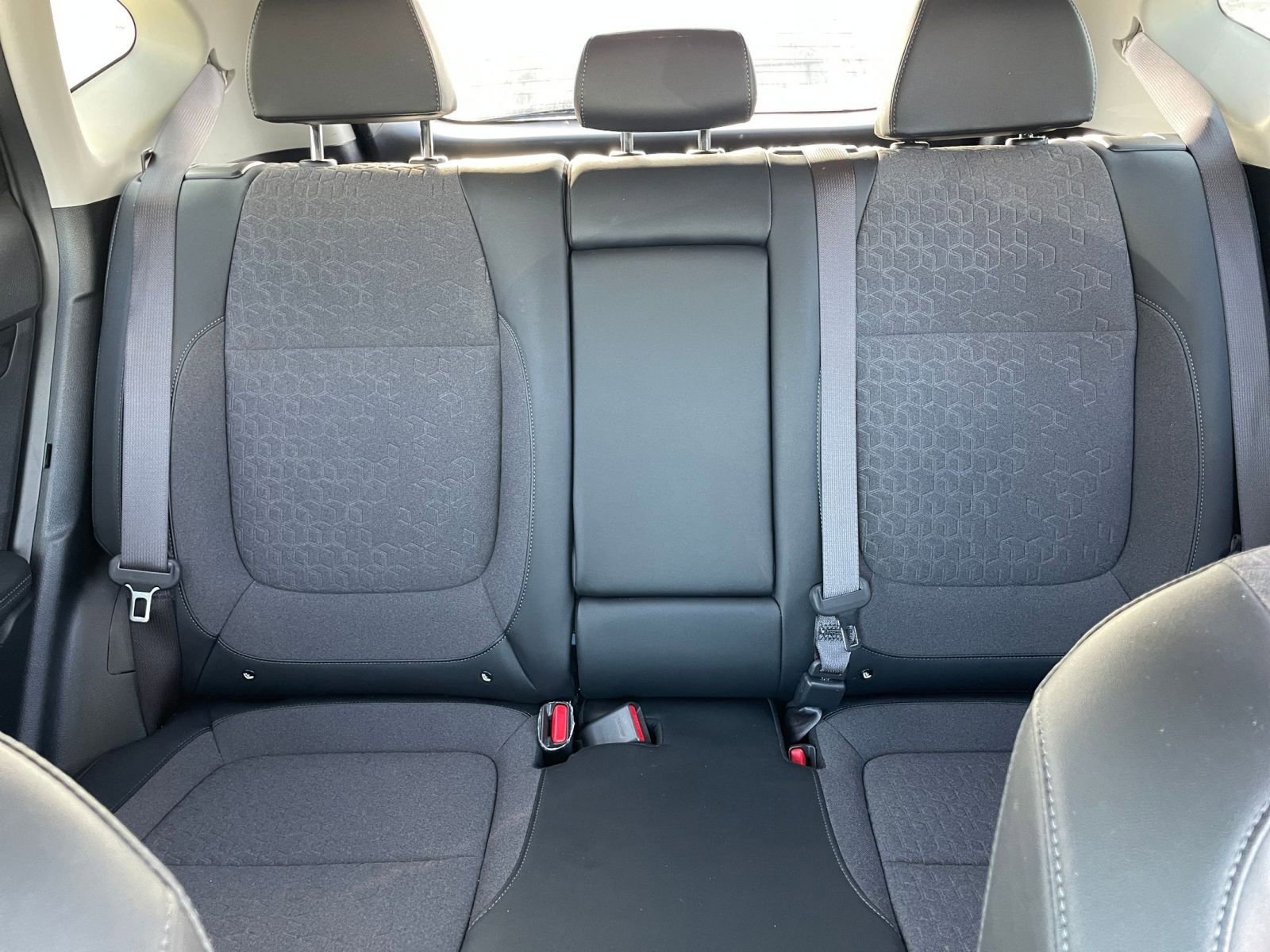 Used 2025 Kia Seltos S FWD image 39