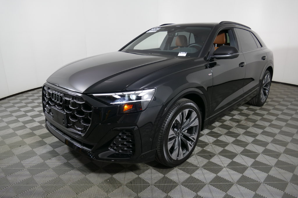 Certified 2026 Audi Q8 Premium Plus w/ Premium Plus Package AWD/4WD image 7