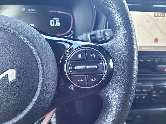 Used 2023 Kia Soul S FWD image 23