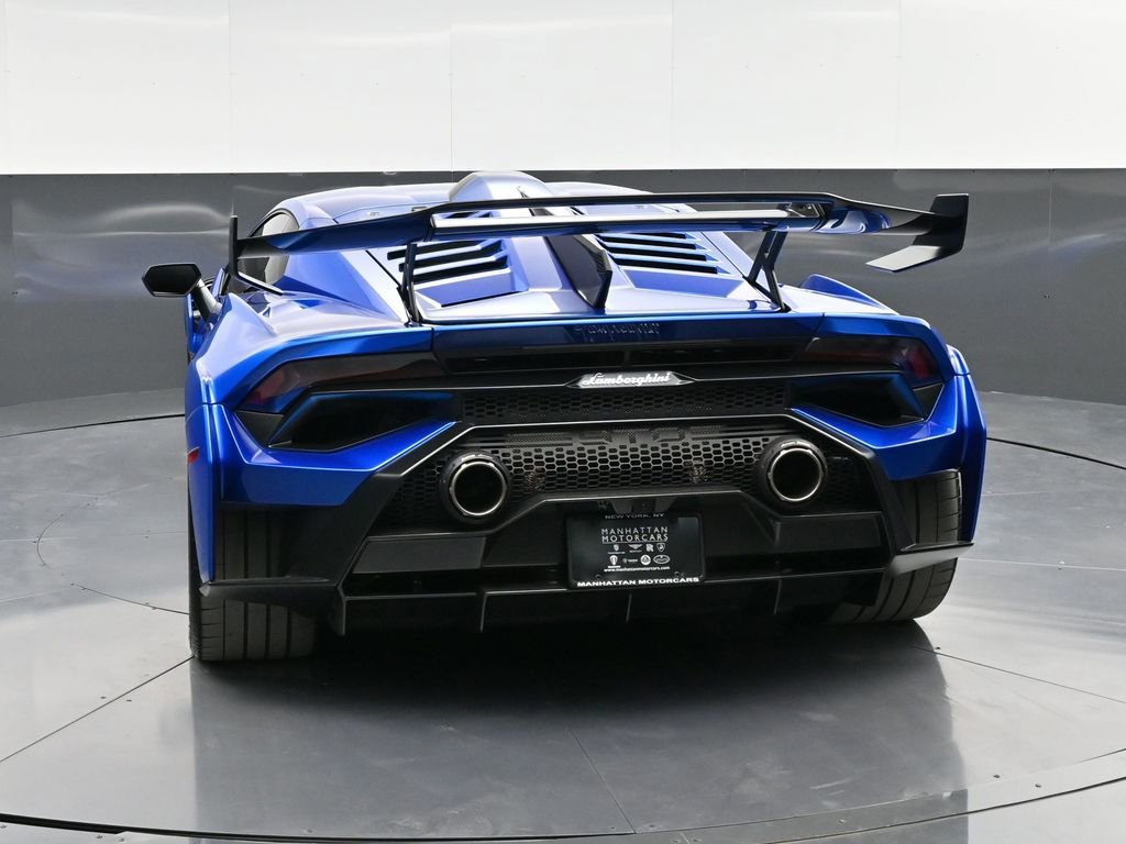 Used 2024 Lamborghini Huracan STO image 7