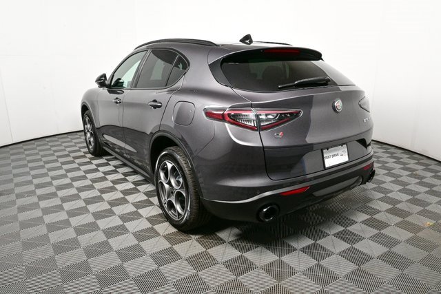 New 2025 Alfa Romeo Stelvio Sprint w/ Convenience Package image 30