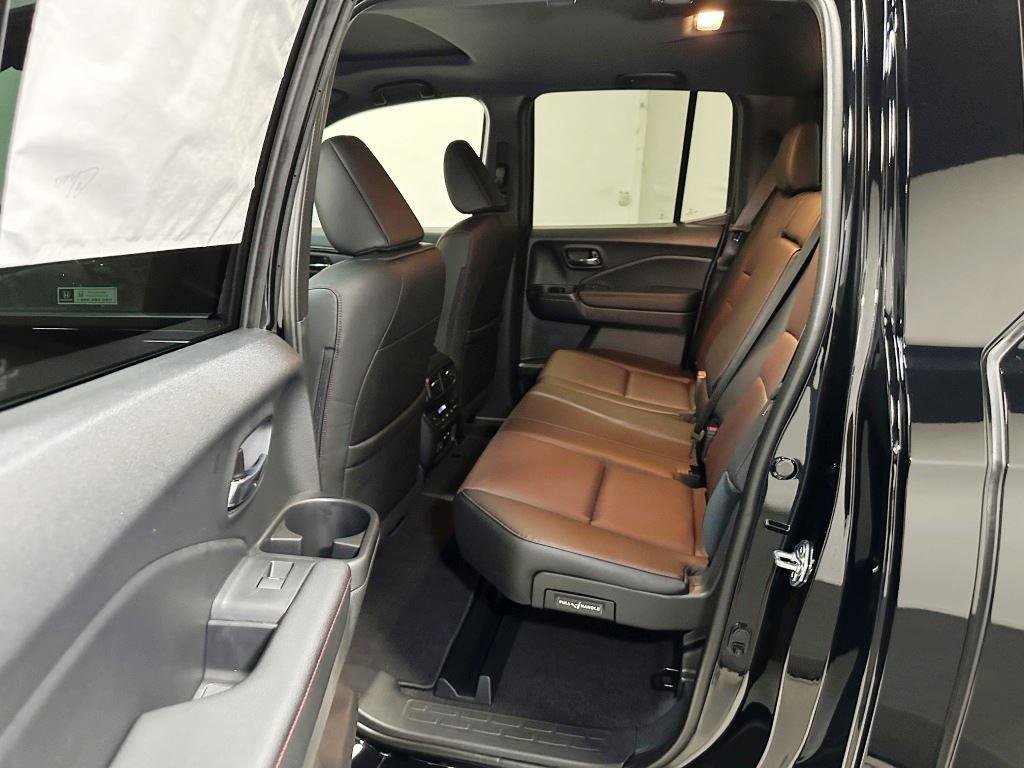 New 2026 Honda Ridgeline Black Edition image 23