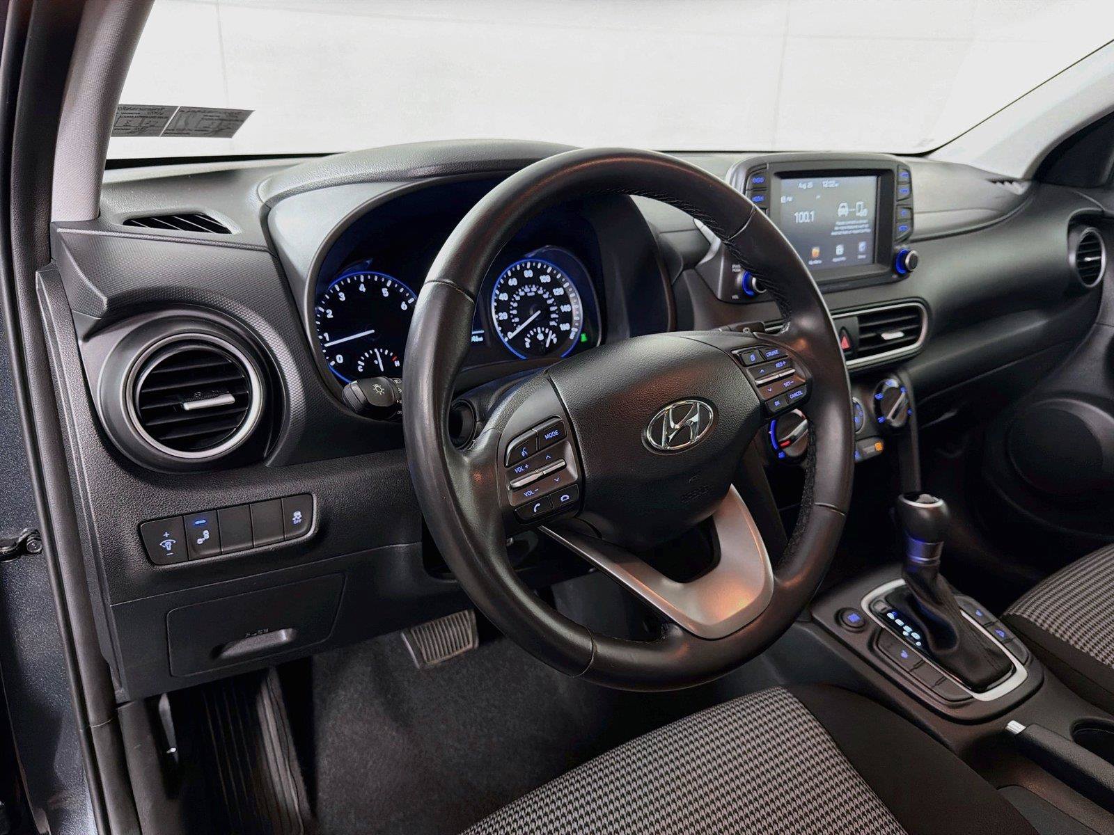 Used 2018 Hyundai Kona SEL AWD/4WD image 16