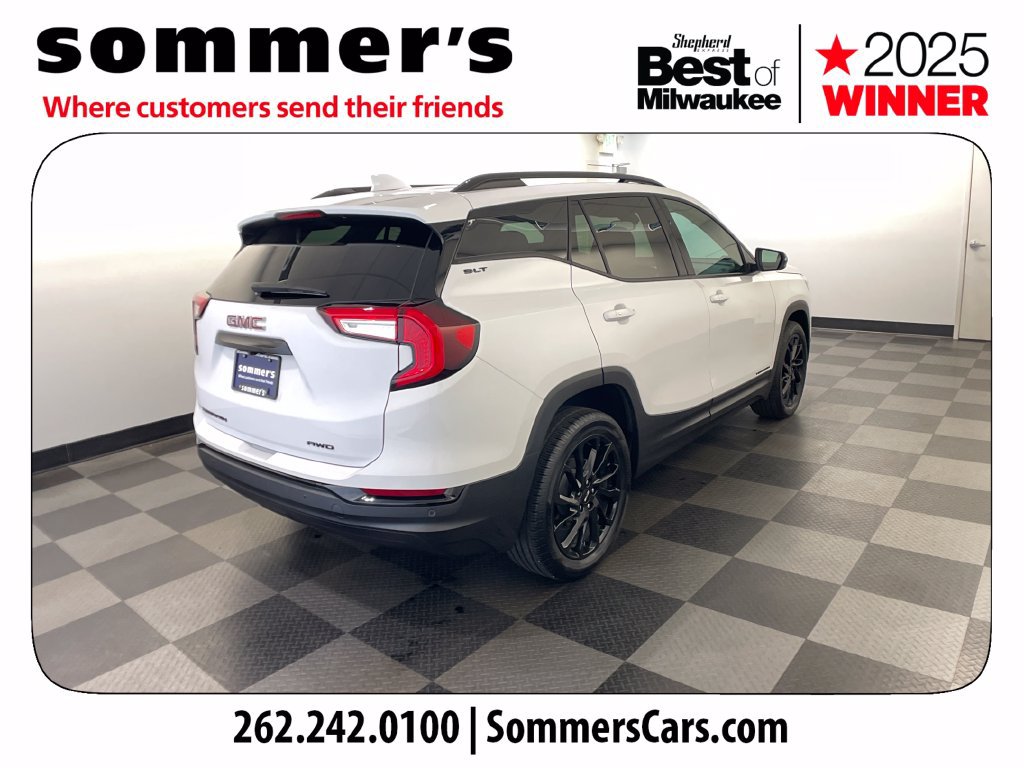 Used 2024 GMC Terrain SLT w/ Elevation Edition AWD/4WD image 5
