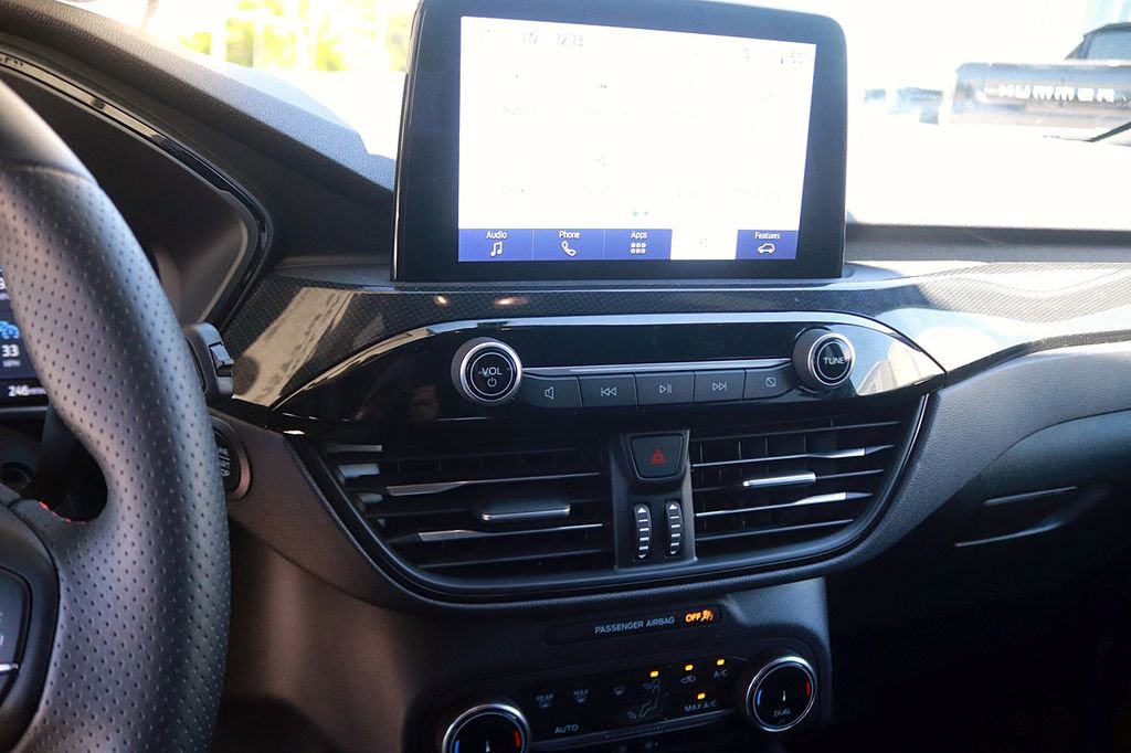 Used 2025 Ford Escape ST-Line AWD/4WD image 19