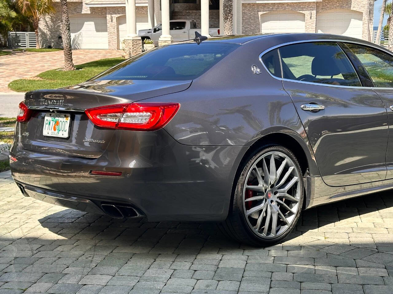 Used 2017 Maserati Quattroporte GTS GranLusso RWD image 6