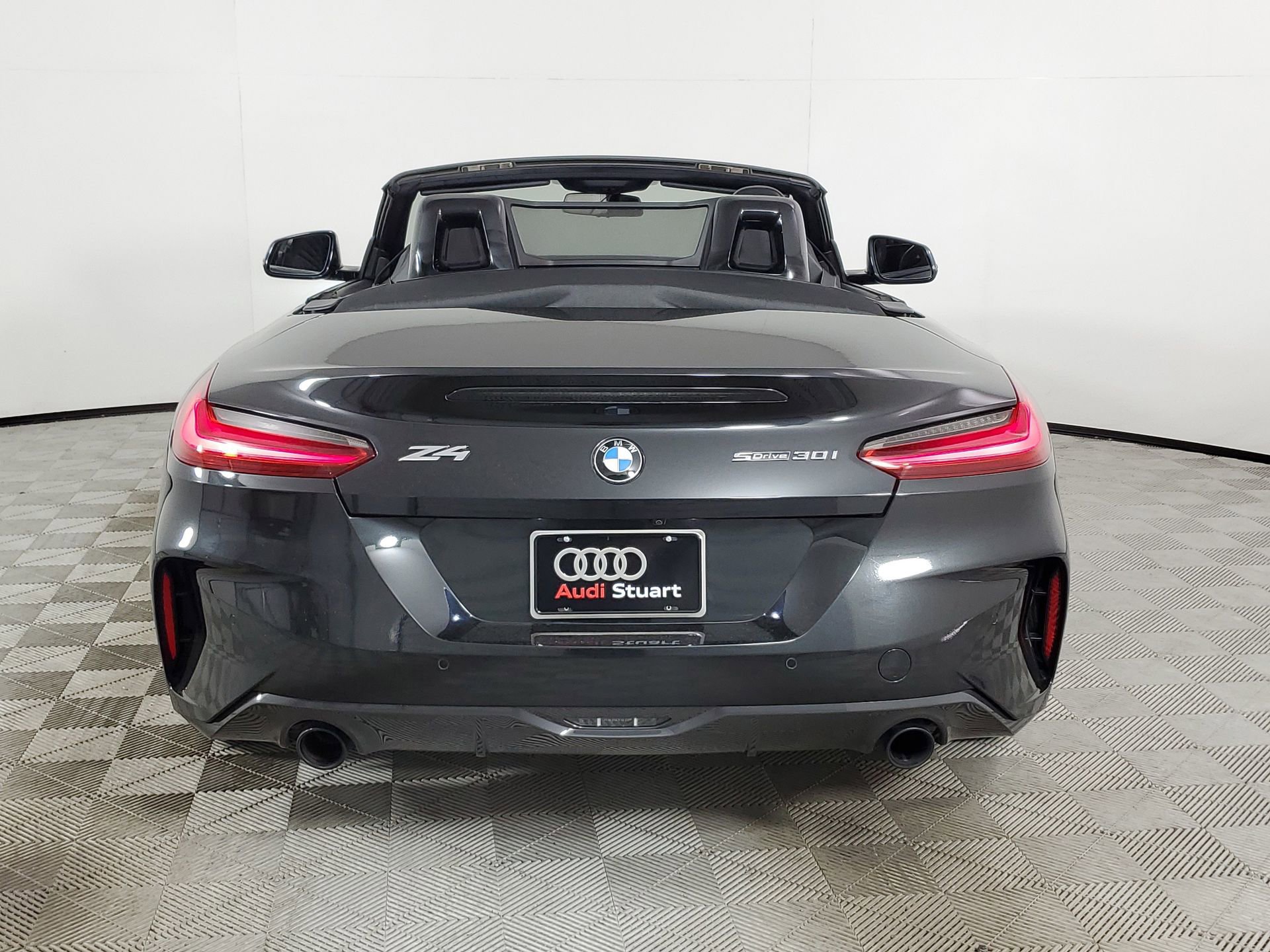 Used 2019 BMW Z4 sDrive30i w/ M Sport Package image 9