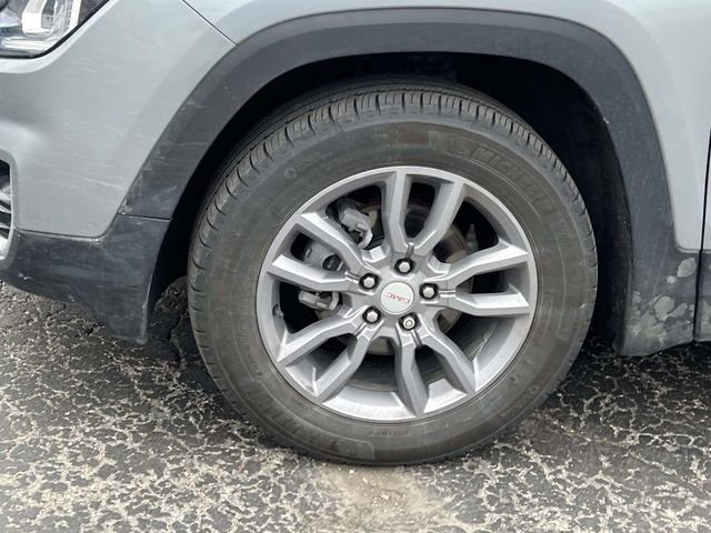 Used 2024 GMC Terrain SLT w/ LPO, Floor Liner Package image 8