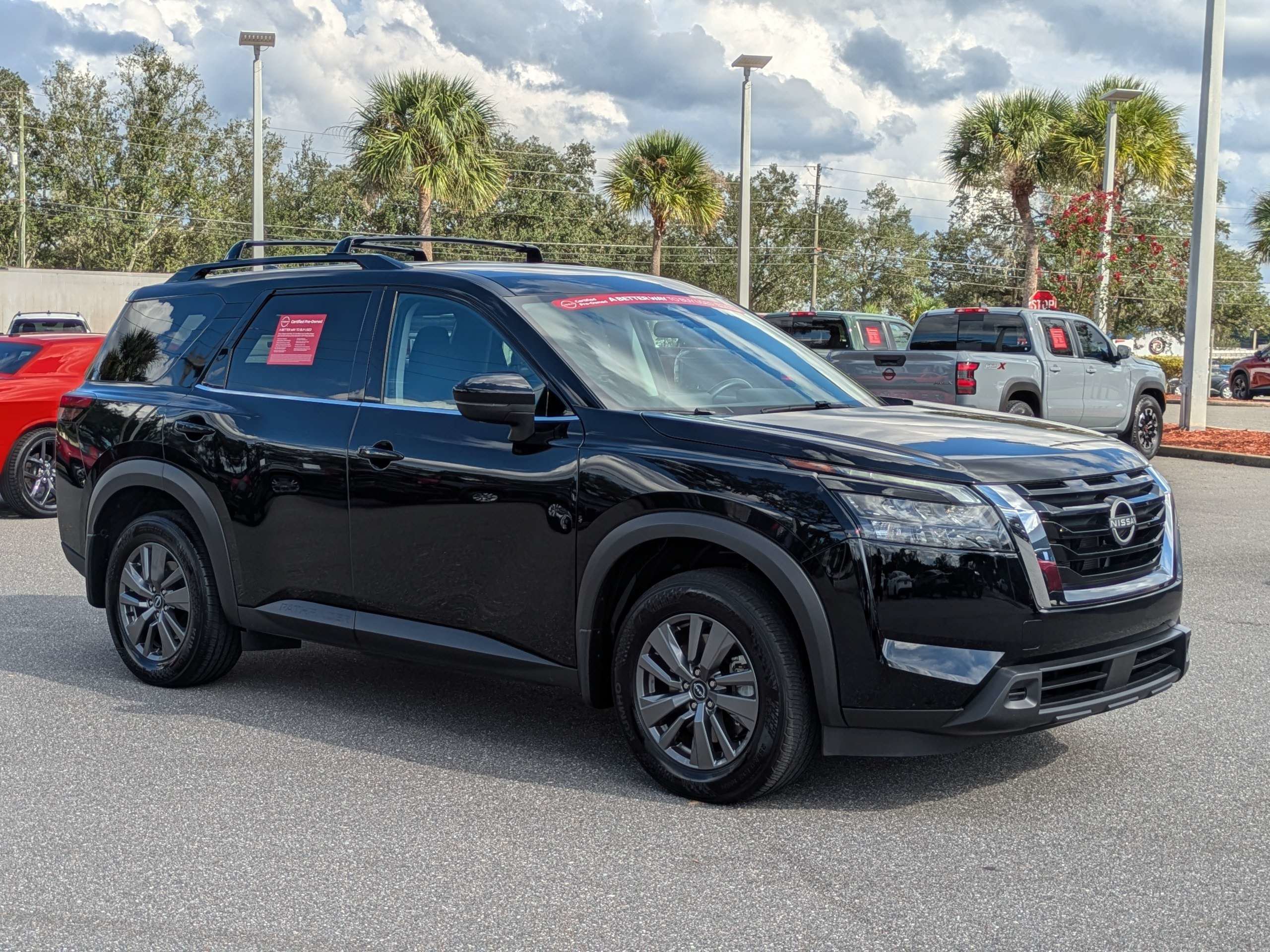 Certified 2025 Nissan Pathfinder SV AWD/4WD image 2