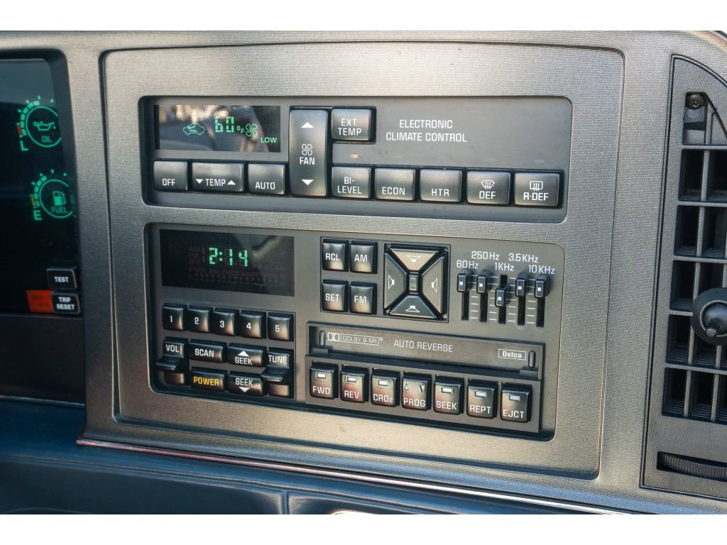 Used 1990 Buick Reatta Convertible image 15