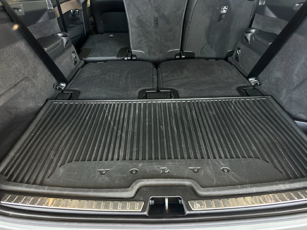 Certified 2026 Volvo XC90 B6 Plus AWD/4WD image 15