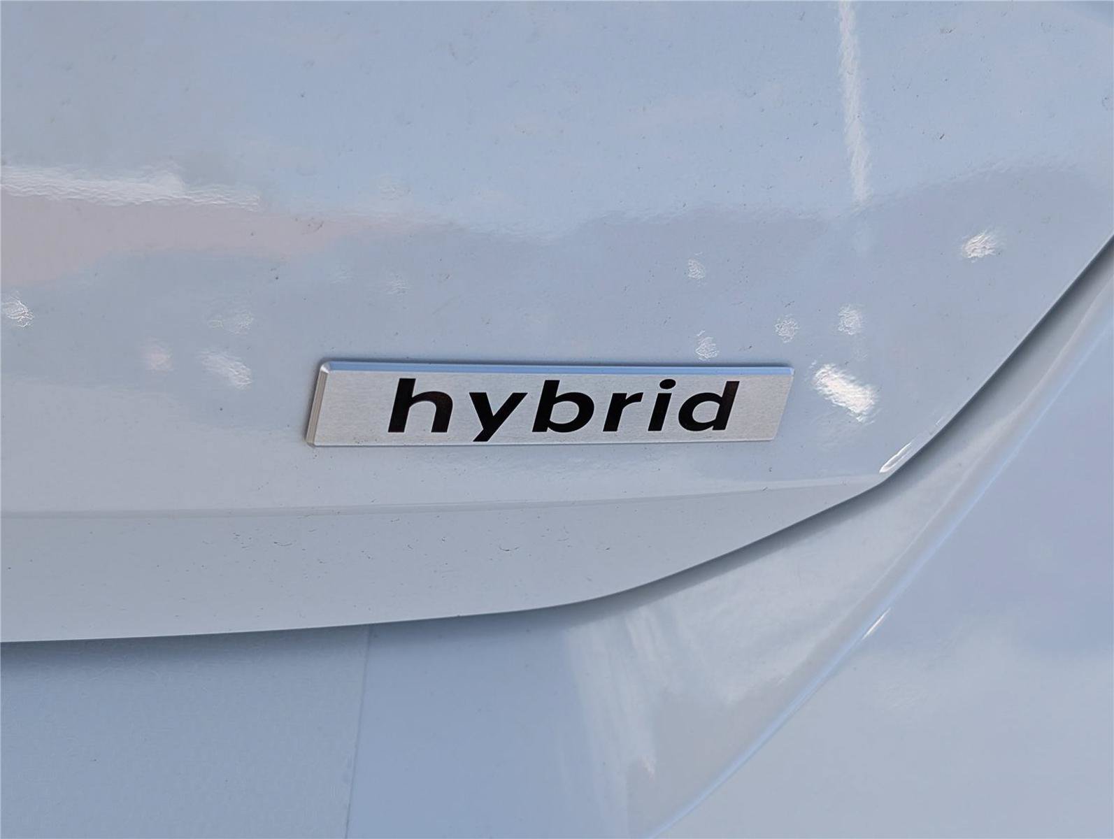 New 2026 Hyundai Elantra SEL w/ Cargo Package FWD image 6