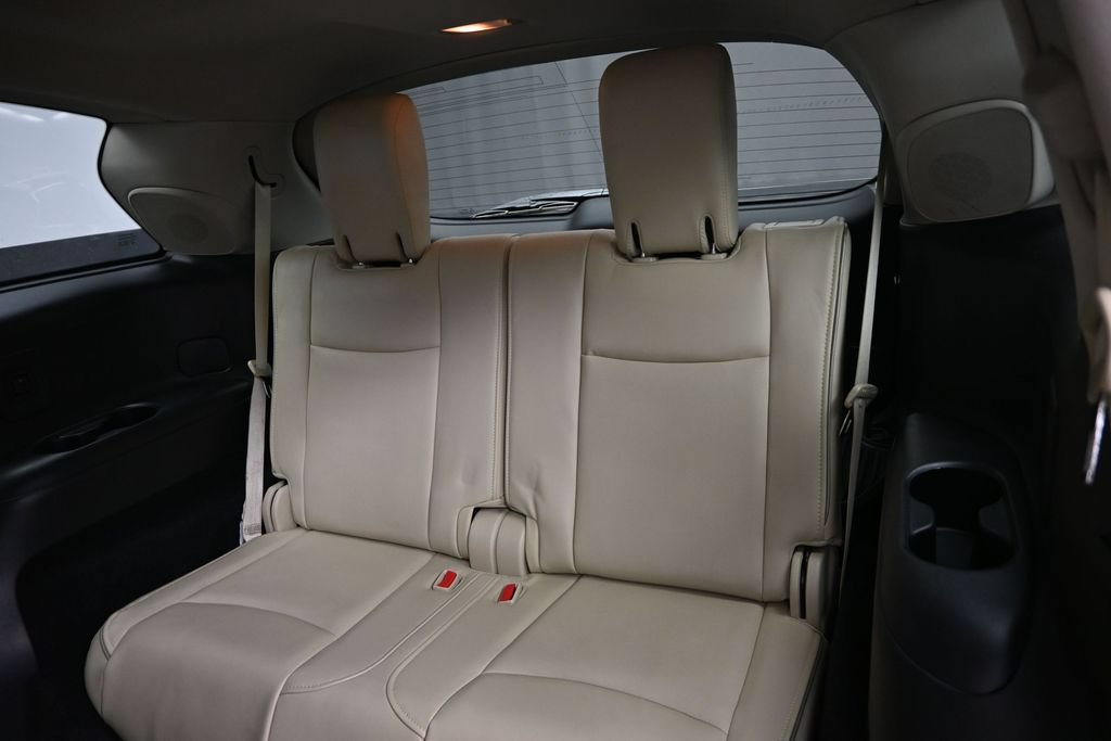 Used 2020 INFINITI QX60 Luxe w/ Sensory Package AWD/4WD image 14