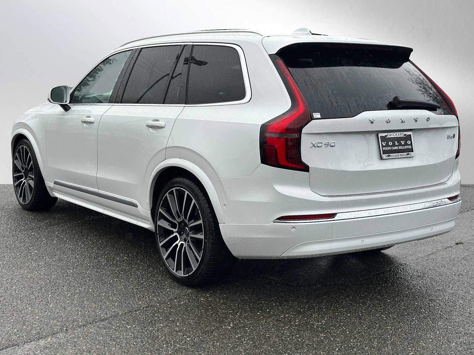 New 2026 Volvo XC90 B6 Ultra w/ Lounge Package image 5