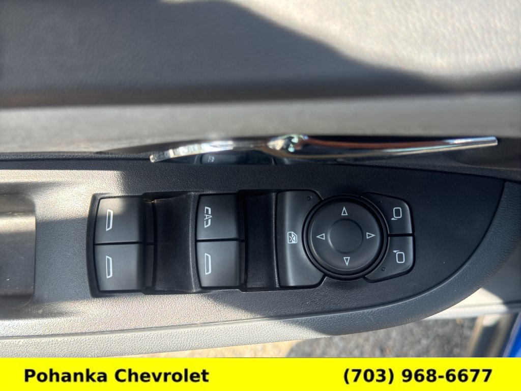 Used 2020 Chevrolet Bolt LT FWD image 20
