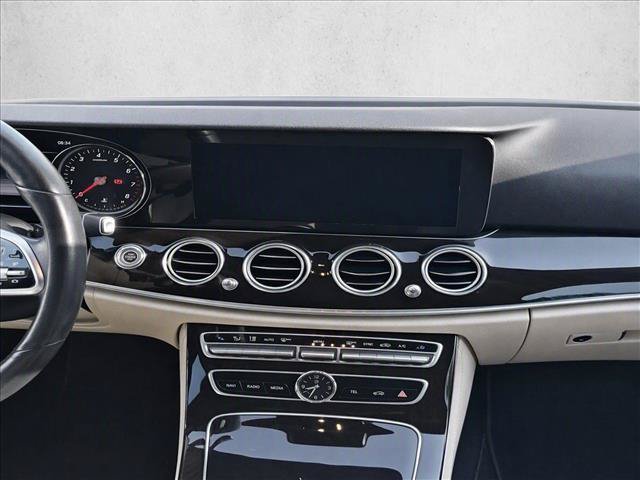 Used 2019 Mercedes-Benz E 300 image 21