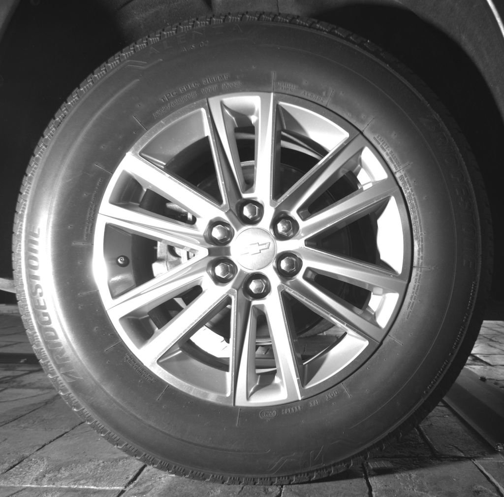Used 2022 Chevrolet Traverse LT FWD image 32