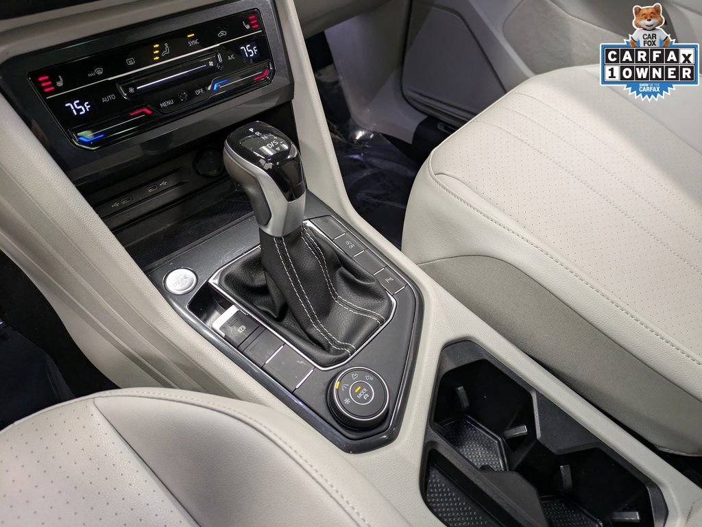 Used 2023 Volkswagen Tiguan SE R-Line image 16