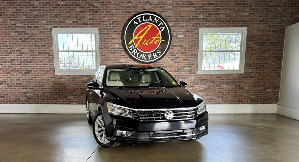 Used 2018 Volkswagen Passat 2.0T SE