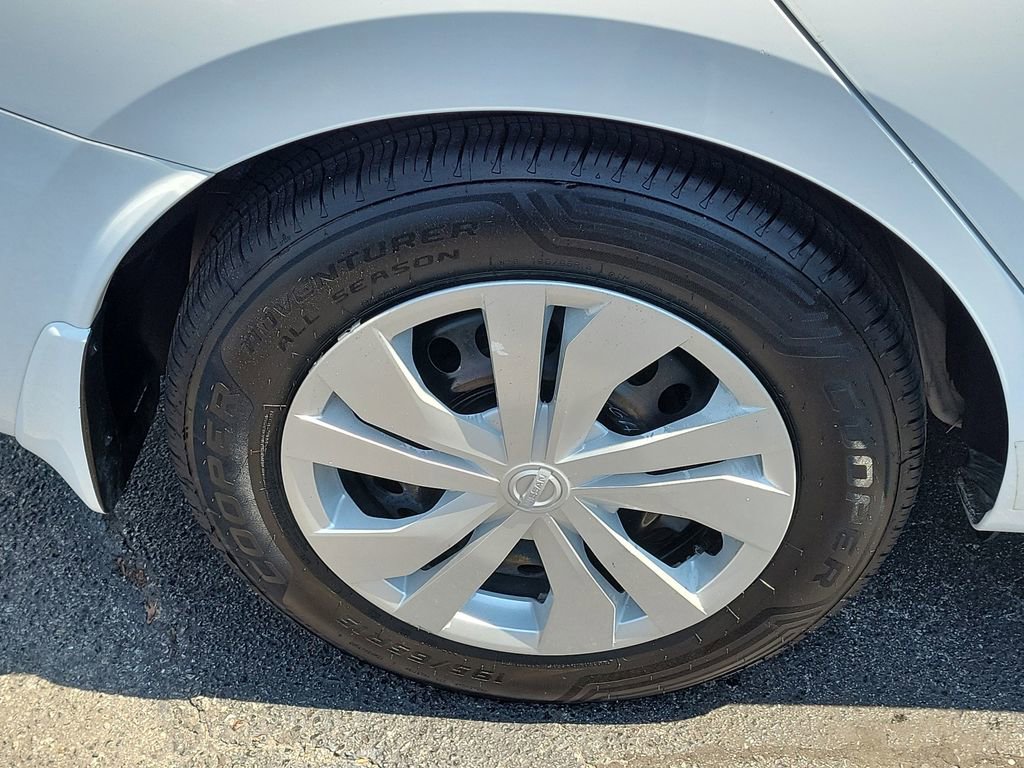 Used 2021 Nissan Versa S image 6