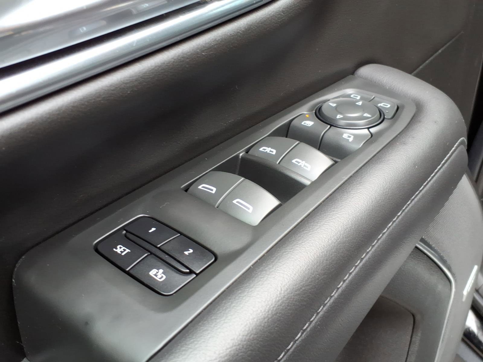 Certified 2022 Chevrolet Tahoe Z71 w/ Luxury Package image 16