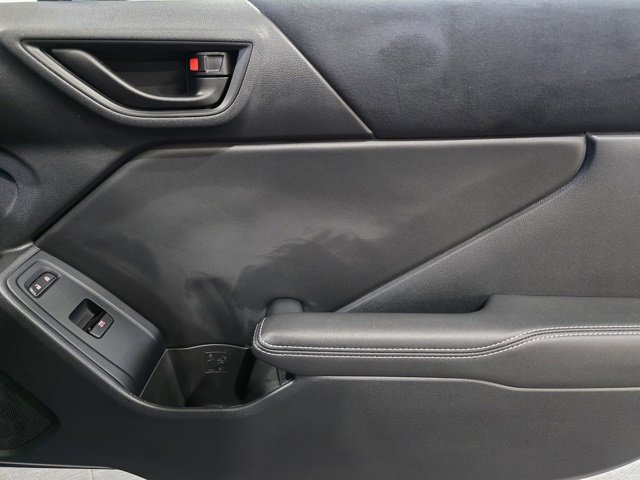 Used 2025 Toyota GR86 Premium w/ ALL Weather Mat Package (TMS) image 11