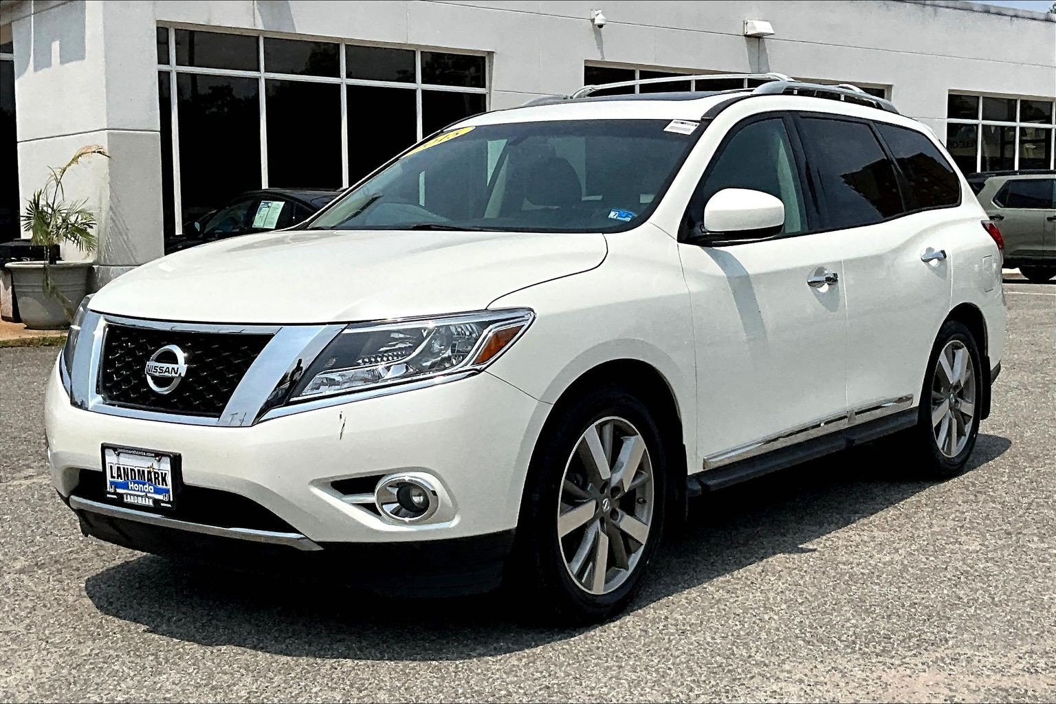 Used 2015 Nissan Pathfinder Platinum w/ Cargo Package
