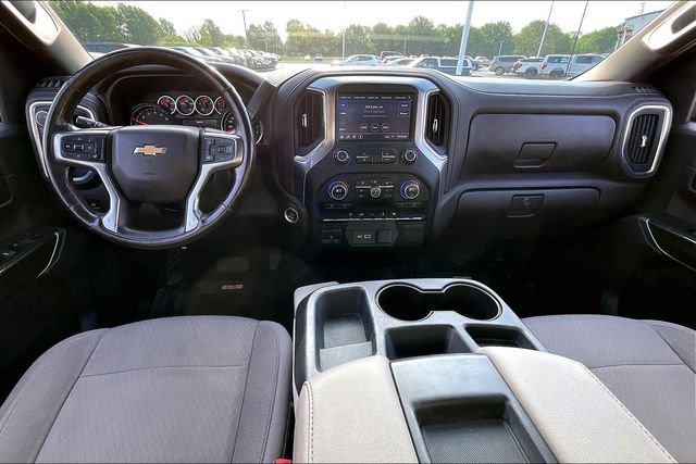 Used 2021 Chevrolet Silverado 1500 LT w/ LPO, Dark Essentials Package AWD/4WD image 8