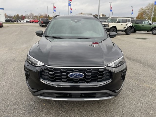 New 2026 Ford Escape ST-Line image 3